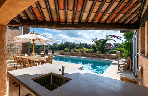 Tourrettes-sur-Loup Villa | Luxurious historic villa, pool & jacuzzi, stunning sea and village views.