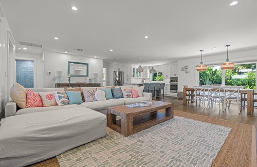 Singer Island House | Luxurious Haven: 4-Bedroom, 3-Bathroom Pool house