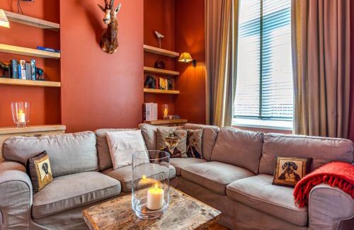Heers House | Luxurious holiday home in Heers with terrace