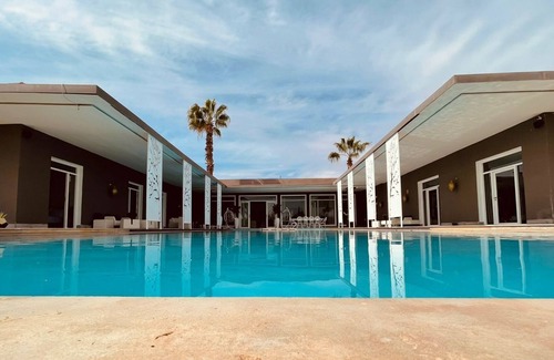 Ait Hamid Villa | Luxurious home away from home in Marrakech!