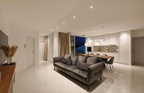 Debeljak House | Luxurious home in Debeljak