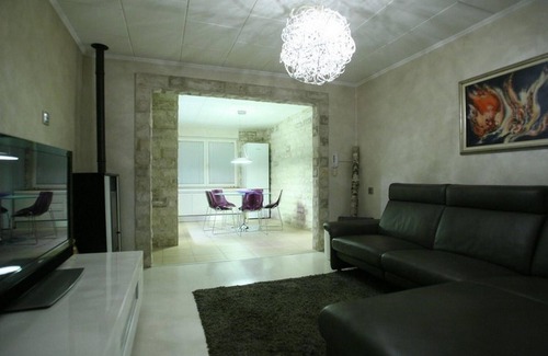 Vintijan House | Luxurious home in Pula with sauna