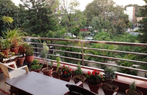 Chandigarh Bed & Breakfast | Luxurious Homestay- Chandīgarh