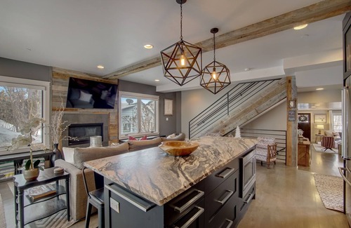 North Park City House | Luxurious house in Park City Old Town, 1 block from PC Resort!