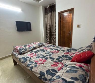 South West Apartment | Luxurious house near Yashobhoomi