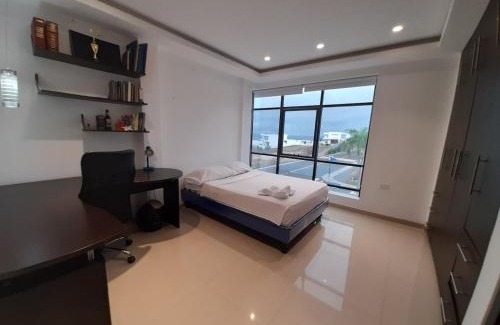 Manta House | Luxurious house with private beach