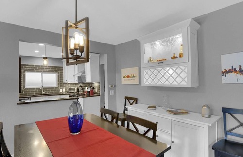 Colorado Springs House | Luxurious, Impeccable Home in Old Colorado City