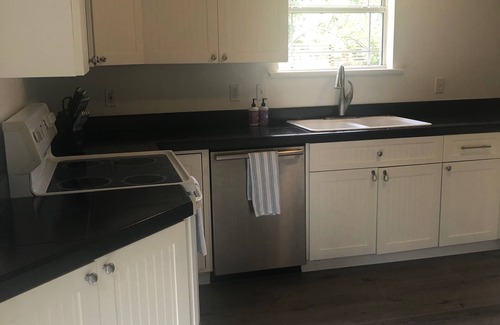 Lincolnville House | Luxurious indoor/outdoor Family Paradise in downtown St Augustine