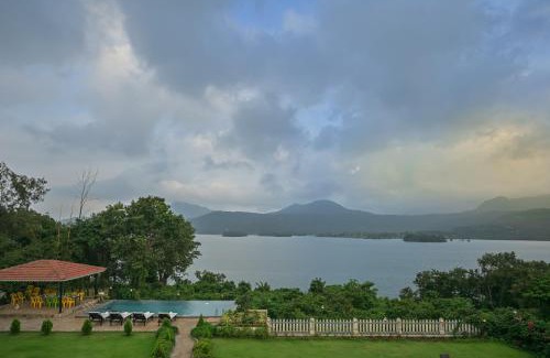 Lonavala Villa | Luxurious Infinity Pool Villa Overlooking Pawna Lake Best For Parties And Events