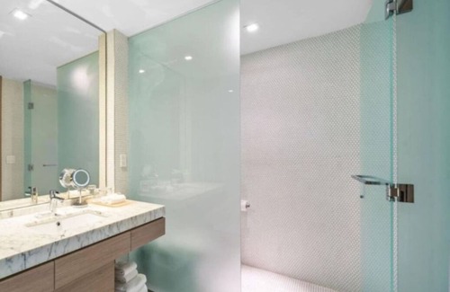 Brickell Hotel | Luxurious King Suite @SLS LUX Brickell Miami