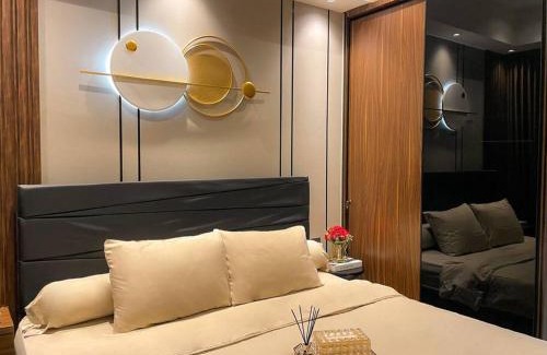 Pantai Indah Kapuk Apartment | Luxurious La Luna at Gold Coast Sea View