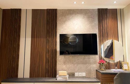Pantai Indah Kapuk Apartment | Luxurious La Luna at Gold Coast Sea View