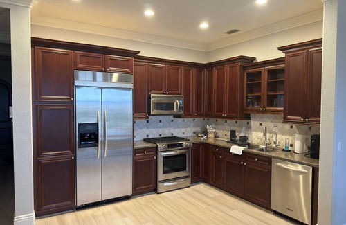 Lake Las Vegas Condo | Luxurious Lake Las Vegas Community with Pool, Gym, Clubhouse & Amazing Lake View