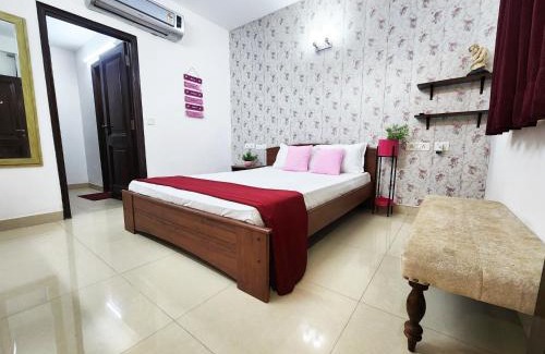 Greater Kailash Apartment | Luxurious modern 2BHK prime location Delhi (13)