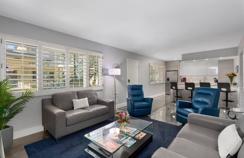 South Scottsdale Condo | Luxurious Modern Condo