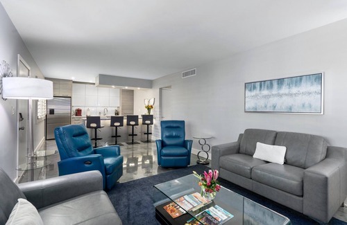 South Scottsdale Condo | Luxurious Modern Condo