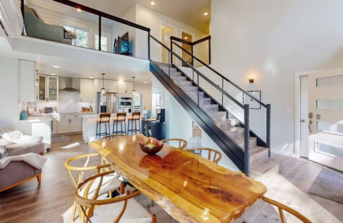 Union House | Luxurious & modern fjord vibe home - oasis in Alderbrook Golf and Yacht Resort