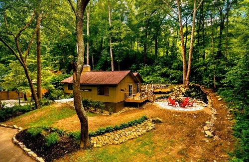 Asheville House | Luxurious modern jewel with waterfall and fire 🔥 pit for relaxing !