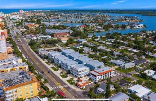 Redington Beach House | Luxurious Modern Townhouse right across beach! Table Tennis