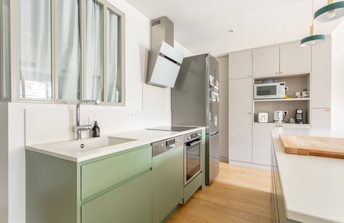 Bercy Apartment | Luxurious Nest in Paris