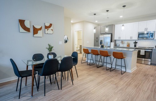 Athens Apartment | Luxurious, New Apt | Pool | Long Stays