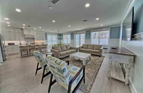 Bid-a-wee Beach House | Luxurious New Home Private Pool Ocean Views