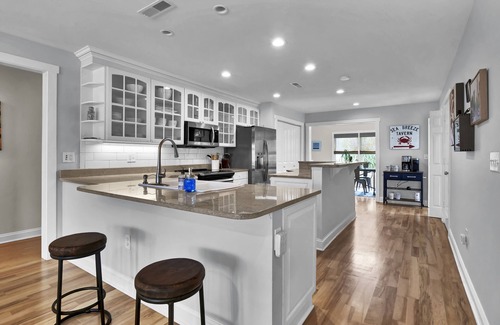 South End House | Luxurious oasis w/private pool and rooftop deck!