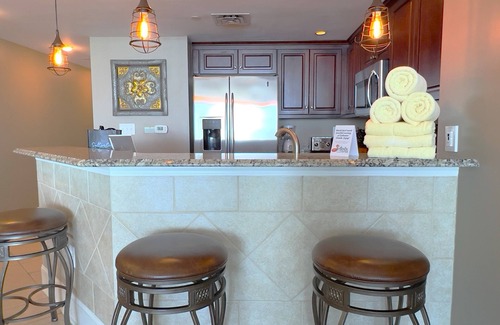 Ocean Drive Condo | Luxurious Oceanfront 3 Bedroom 3 Bath Condo at Mar Vista Grande in North Myrtle Beach!