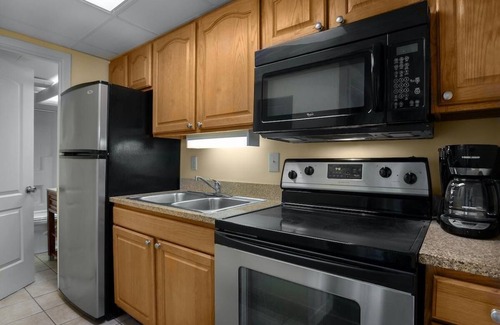 Myrtle Beach Hotel | Luxurious Ocean View Ste w/Hot Breakfast 16th Flr