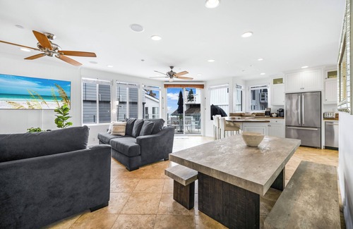 Mission Beach House | LUXURIOUS OCEAN VIEW HOME STEPS TO MISSION BEACH HUGE PATIO SLEEPS 14
