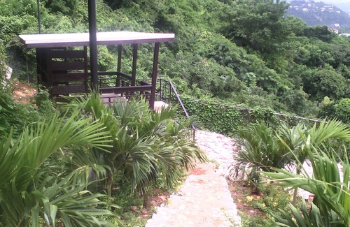 Saint Andrew Apartment | Luxurious one bedroom with balcony in relaxing, tranquil environment.