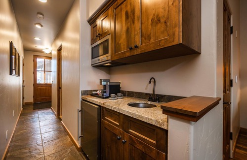 Pronghorn House | Luxurious One Bedroom Vacation Rental at Pronghorn Resort in Bend, Oregon