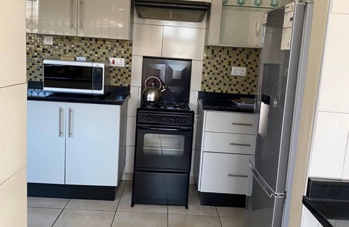Harare Apartment | Luxurious open plan house with borehole and solar - 2046
