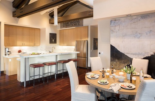 Jackson Villa | Luxurious penthouse property located in the heart of downtown Jackson Hole