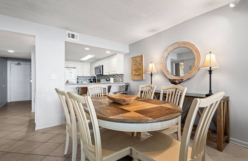 Orange Beach Condo | Luxurious Penthouse With Direct Ocean View!