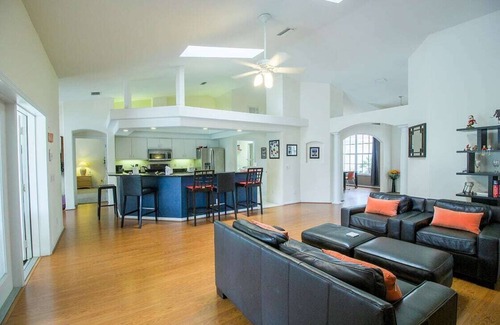 Inverness Villa | Luxurious Pool Home on Golf Course