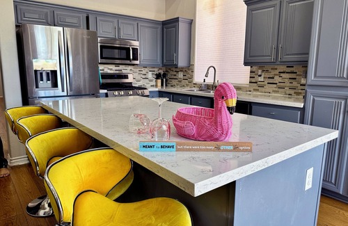 MacDonald Ranch House | Luxurious Pool Villa close to the strip
