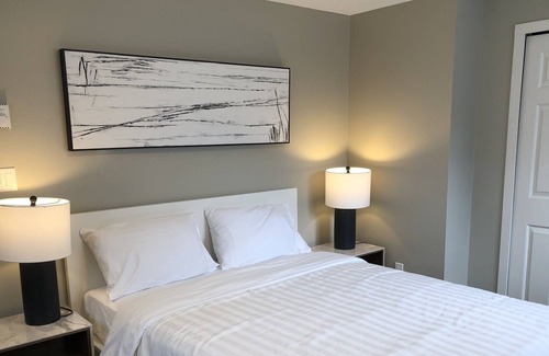 West Side Apartment | Luxurious, Prime Location, & Newly renovated! Available Now!