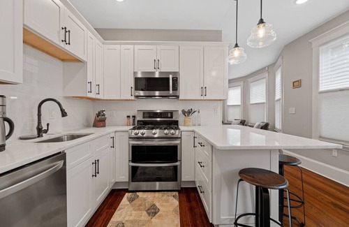 West New Haven Apartment | Luxurious private 2 bedroom apartment inspired and designed for medical professionals.