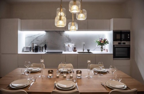 Annecy Old Town Apartment | Luxurious private garage apartment in the heart of Annecy