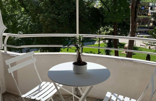 Annecy Old Town Apartment | Luxurious private garage apartment in the heart of Annecy