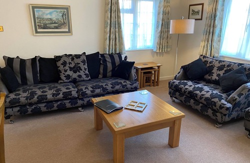 New Forest District House | Luxurious , quiet cottage in the centre of Lyndhurst