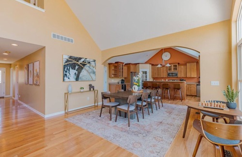 Beaverton House | Luxurious Retreat Spacious with Deck BBQ Grill