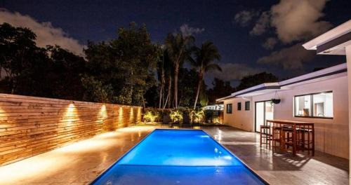 Ojus Villa | Luxurious Retreat with Tennis and Soccer Courts TGH