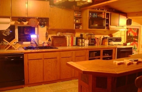 Martin City Cabin | Luxurious Rustic Log Cabin