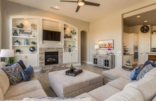 Talon Retreat House | Luxurious Scottsdale Getaway with Golf Course & Mountain Views