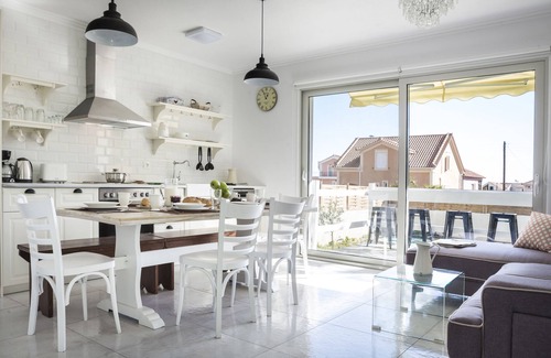 Eleios-Pronnoi Villa | Luxurious Skala pool cottage with private pool close to shops & beach