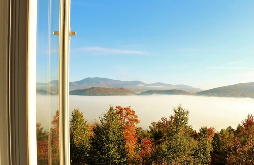 Sunday River Area House | Luxurious Slope side Ski-in Ski-out Locke Mountain Townhouse Sunday River