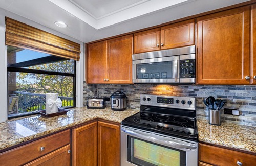 Kapalua Villa | Luxurious & spacious 2 bed/3 bath Kapalua Ridge Villa 1013 - Panoramic views!