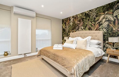Belsize House | Luxurious & Spacious Townhouse